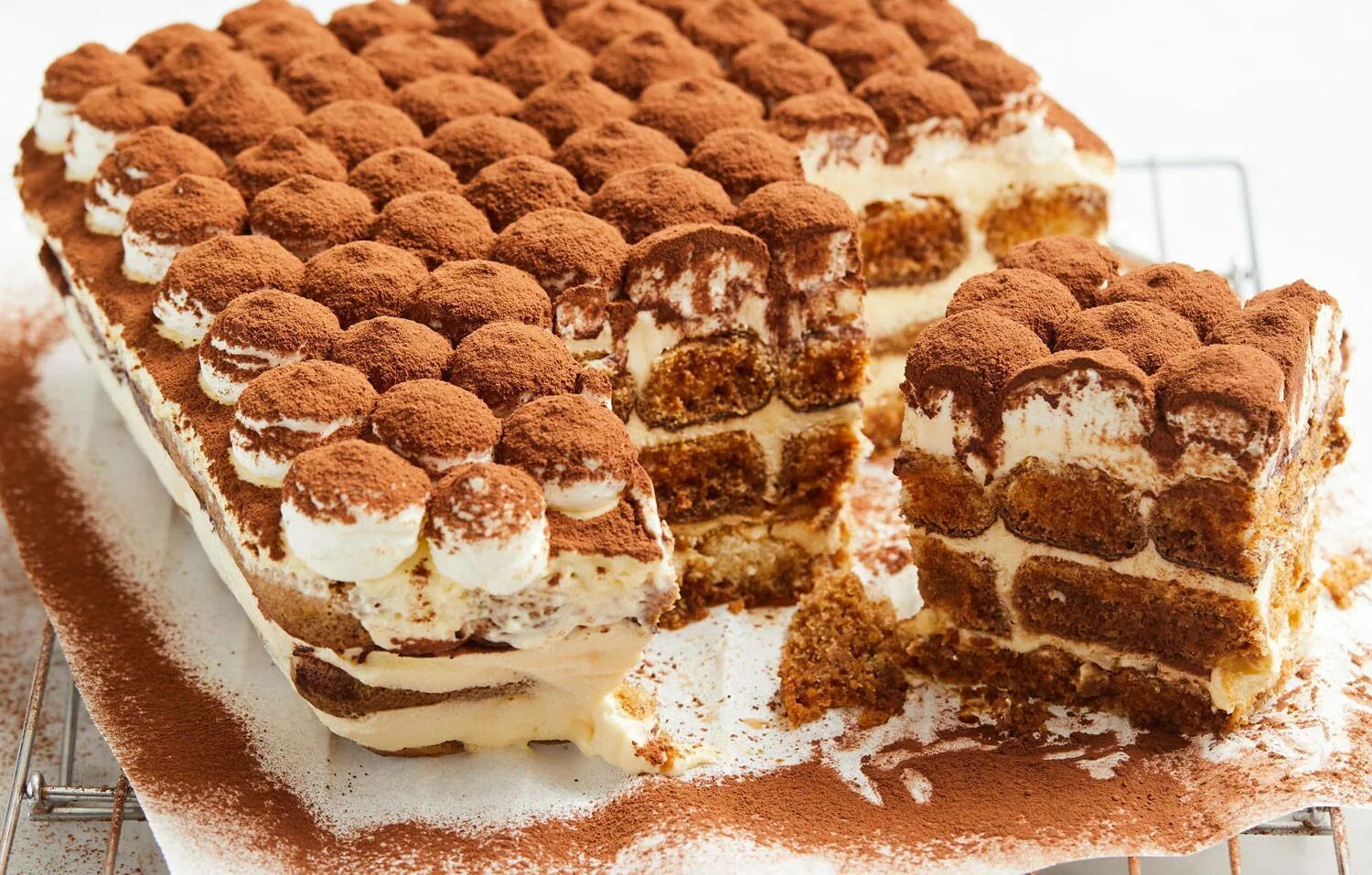 Приготовление тирамису с фото 9 Rich And Creamy Tiramisu Recipes - DeLallo