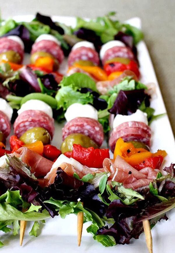 Приготовление закусок фото 18 Incredible Salad Recipes Perfect for the Summer Months Healthy party food, An