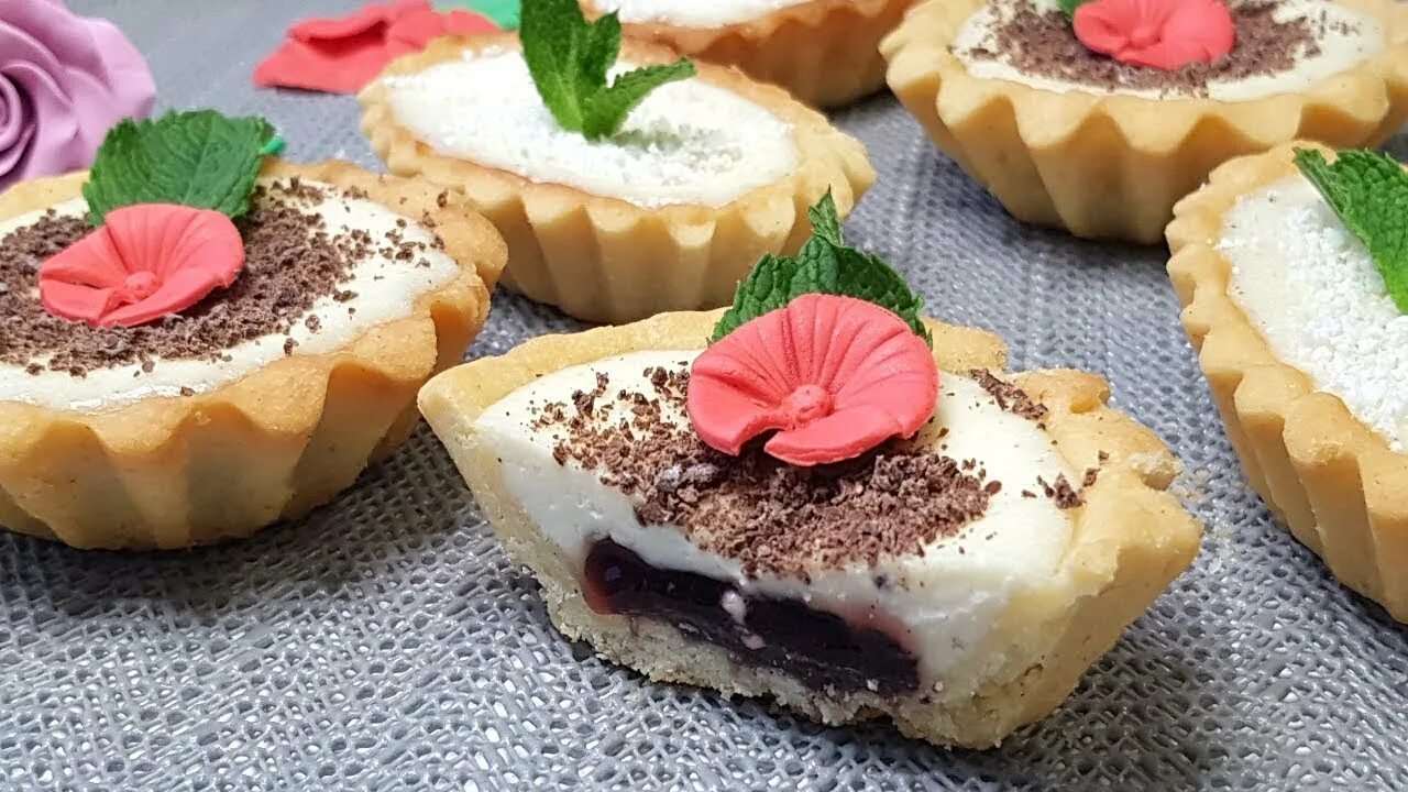 Приготовления пирожных фото Cheese Tarts with Berry Jam // How to make homemade tarts - YouTube