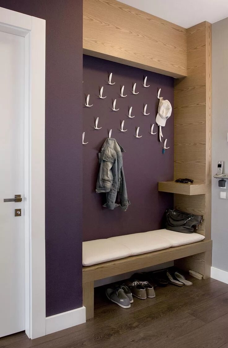 Прихожая интерьер своими руками Svoya Studio Interior design contemporary, Mudroom design, Purple walls