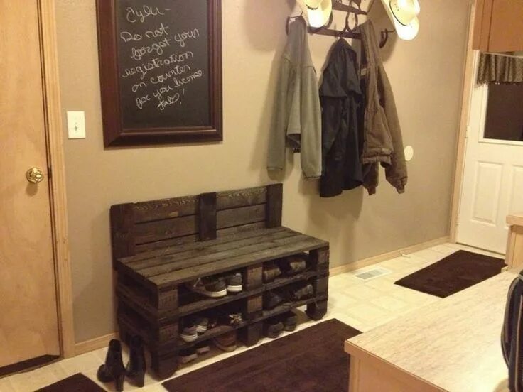 Прихожая из дерева своими руками фото Stunning Pallet Entryway Bench: Affordable 9-Step Project - The Owner-Builder Ne