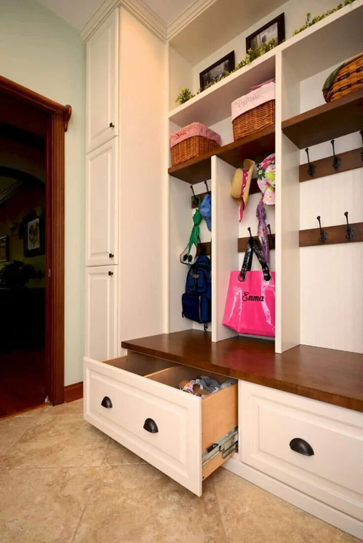 Прихожая с полками фото Mudroom Cubbies As Storage Mud room storage, Entryway storage, Mudroom entryway