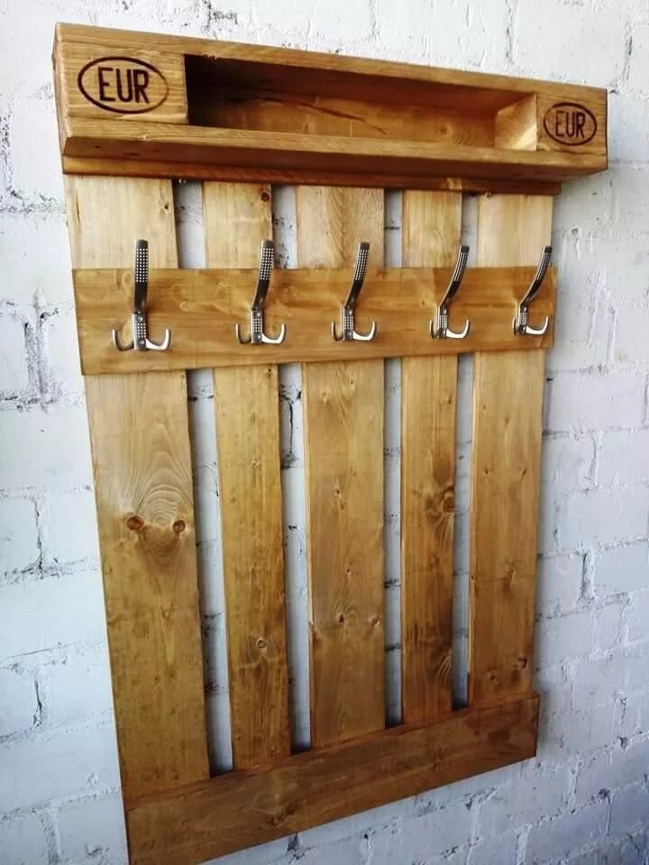 Прихожая вешалка своими руками фото Pin on 43 Pallet Projects Shelves Hooks Coat Hanger