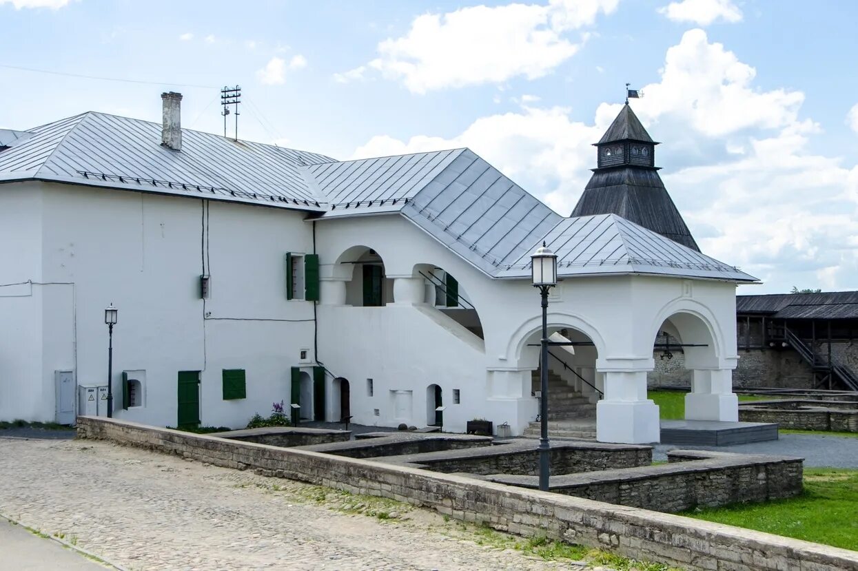 Приказная палата ул кремль 4 фото Псково-Печерский Монастырь