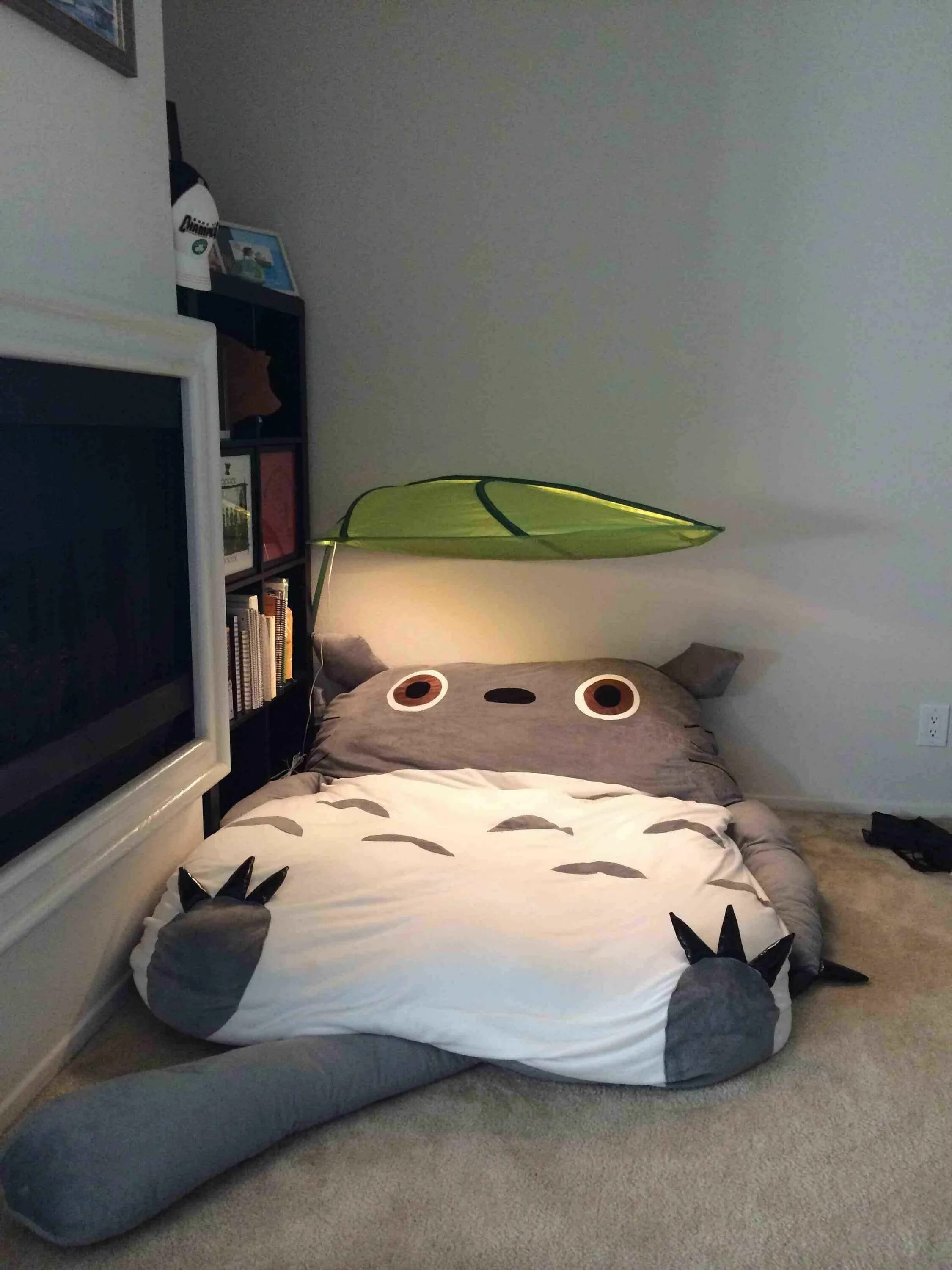 Прикольная кровать фото My Neighbor Totoro Leaf Canopy Room inspiration bedroom, Dream rooms, Totoro