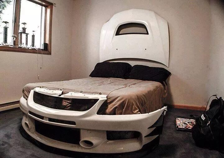 Прикольная кровать фото Mitsubishi Lancer Evolution Bed Cute room decor, Garage furniture, Bed