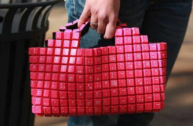 Прикольная сумочка Keyboard bag Bags, Geek fashion, Louis vuitton accessories