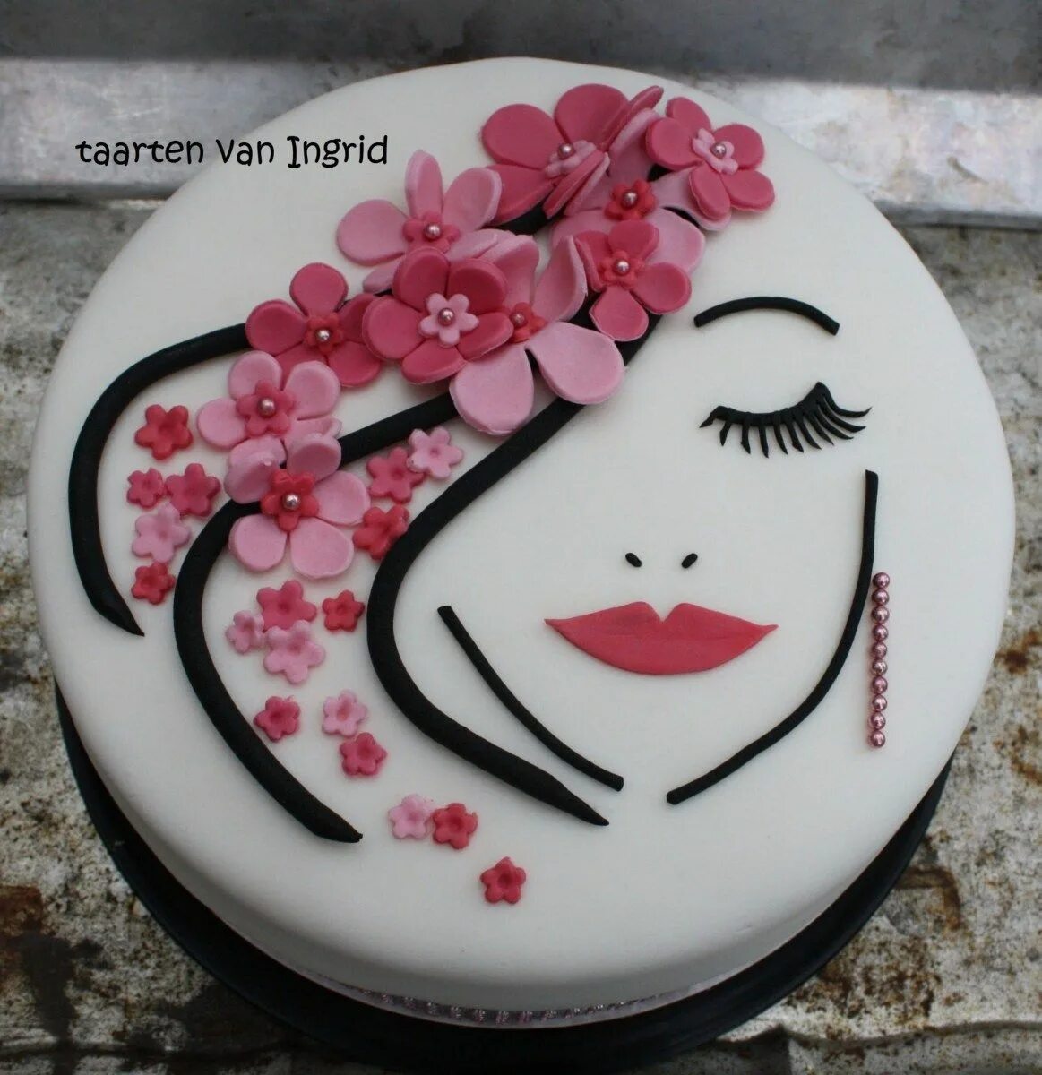 Прикольное оформление торта для женщины Birthday Cakes For Ladies Lady Taart Cake Art Cakes Pinterest Cake Cake Designs 