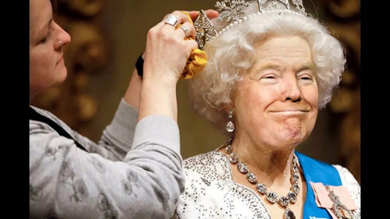 Прикольные фото королева Someone Is Photoshopping Trump’s Face On The Queen, And The Results Are Scary - 