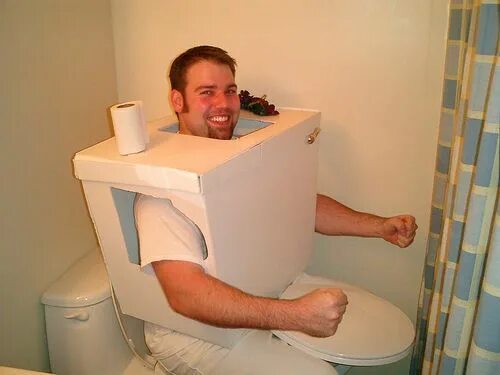 Прикольные фото в домашних условиях Unique DIY Toilet Halloween Costume