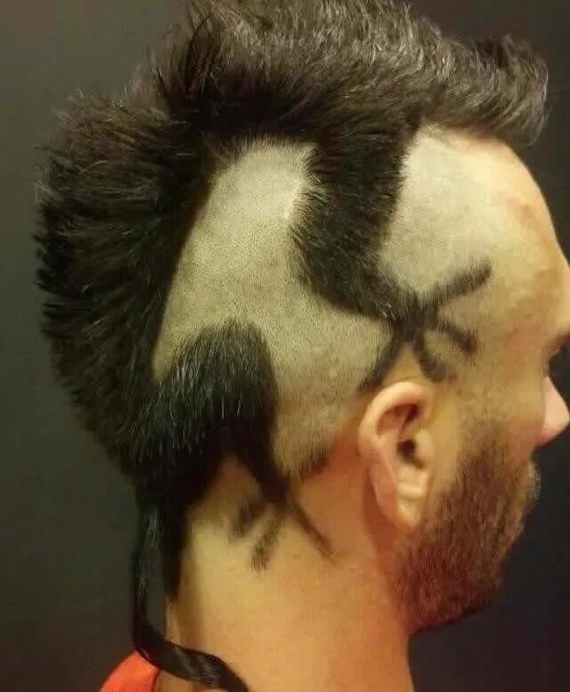 Прикольные короткие прически 30+ At Home Haircuts That People Regretted Instantly Hair humor, Weird haircuts,