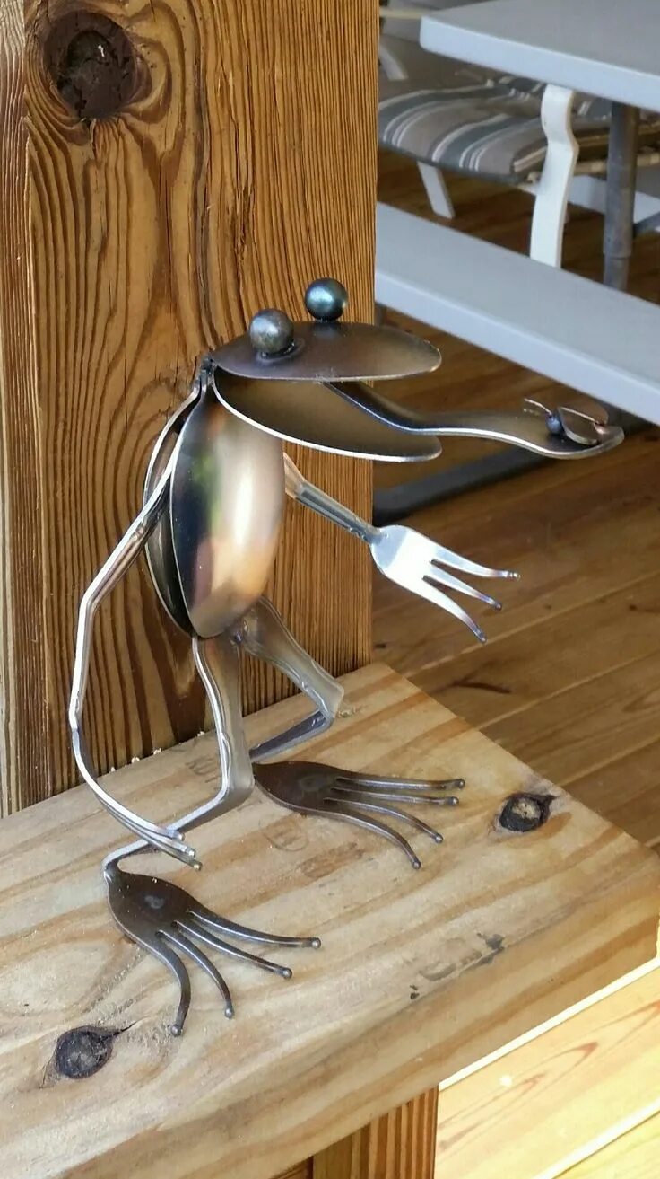 Прикольные поделки самоделки Frog Spoon Sculpture Unique Metal Art Piece