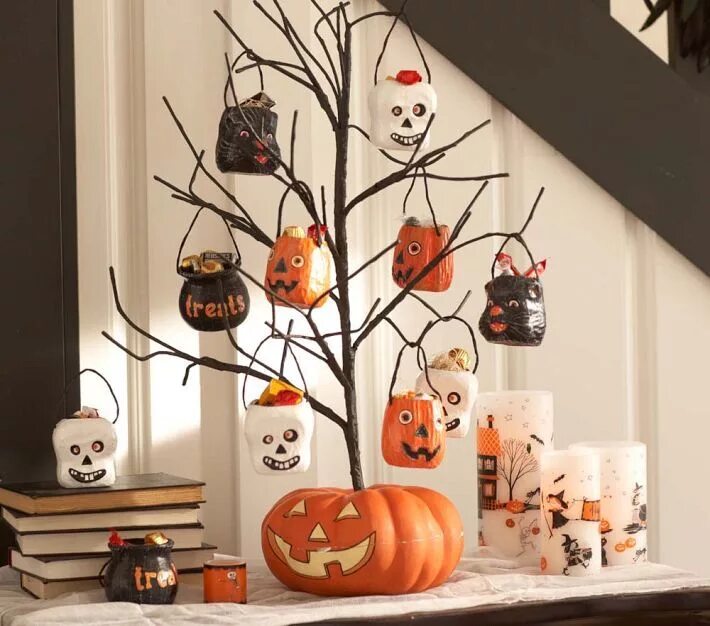 Прикольный декор своими руками What's Brewing Halloween table decorations, Halloween tabletop, Diy halloween de