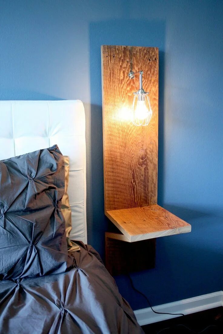 Прикроватный светильник своими руками from Etsy - Industrial Nightstand w/ Built-in Cage Lamp ... Yatak odası, Ev için