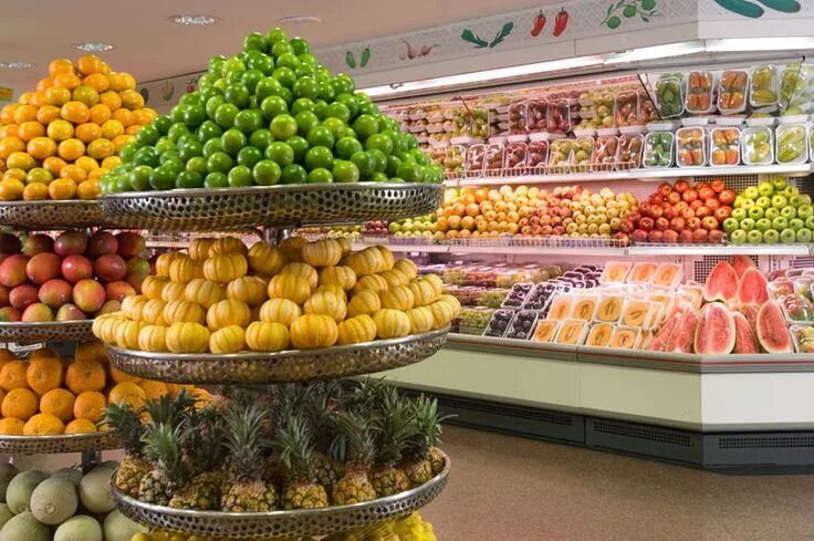 Прилавки в магазине с фруктами фото Hortifruti (Supermarket and grocery store) Fruit and veg, Vegetable shop, Food s