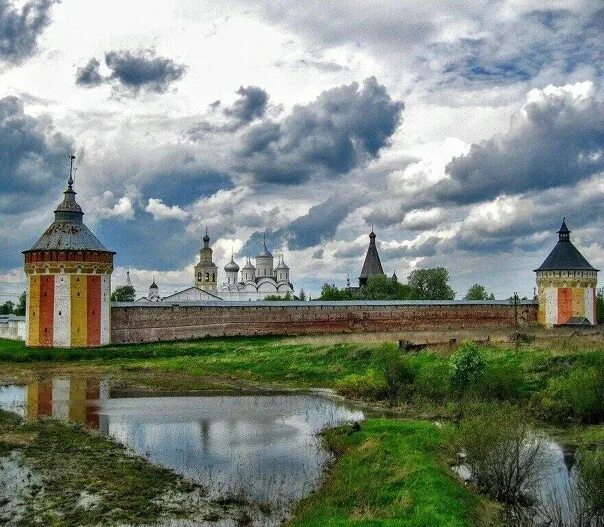 Прилуцкий монастырь вологда фото The Spaso-Prilutsky Monastery. Vologda. An Orthodox monastery founded in 1371 in