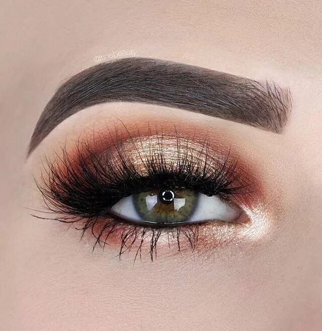 Пример макияжа глаз Stunning eye makeup in bronze eye shadow Матовый макияж глаз, Виды макияжа, Маки