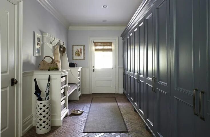 Пример прихожей в доме 22 Impressive Mud Room Designs You'll Want to Copy (Photo Gallery) Mudroom desig