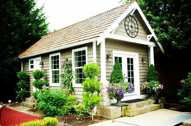 Примеры дачный домов фото 20 Whimsical Traditional Garden Sheds For A Fairy Tale Like Ambiance Home Design