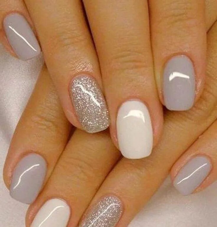 Примеры маникюра гель 40 Gorgeous Nail Color Ideas for Women Over 40 Grey gel nails, Pretty nails, Gor