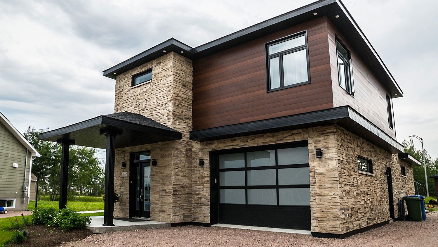 Примеры наружной отделки дома Beonstone Element Exterior brick, Stone cladding exterior, Exterior siding optio