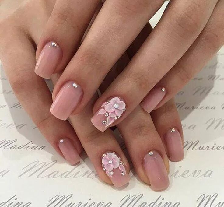 Примеры нежного маникюра Смотрите это фото от @nail.manicure.foto на Instagram * Отметки "Нравится": 1,04