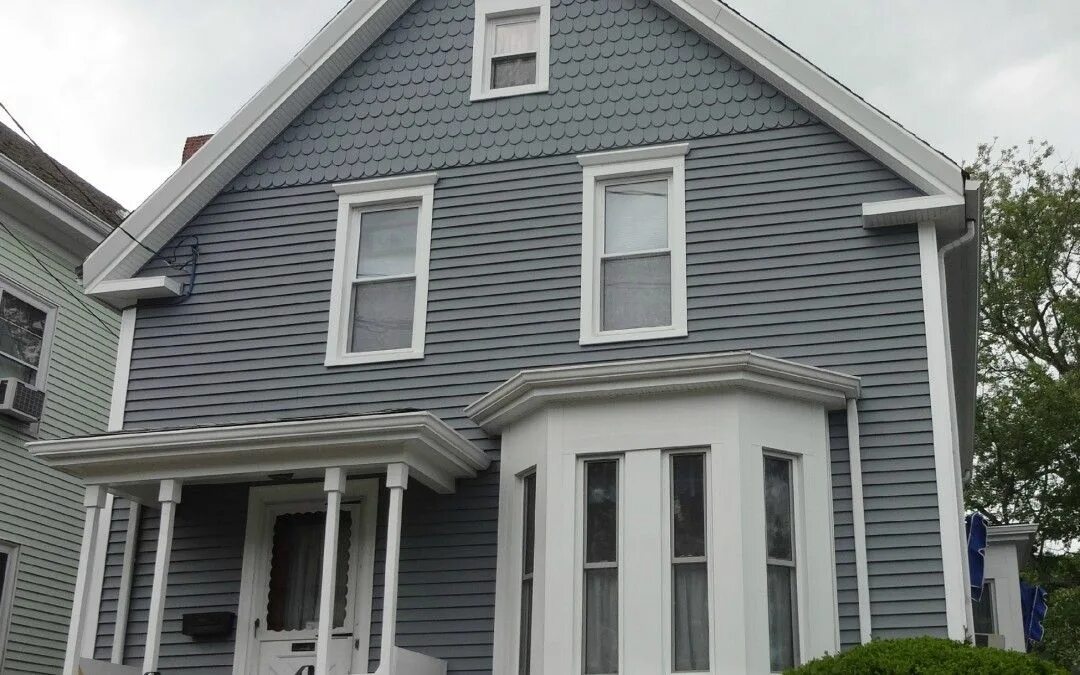 Примеры обшивки дома сайдингом фото Vinyl Siding Project New Bedford, MA Contractor Cape Cod, MA & RI Vinyl siding, 