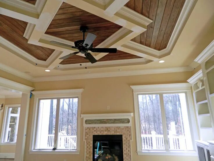 Примеры отделки потолка Coffered Ceiling Home ceiling, Ceiling trim, Living room ceiling fan