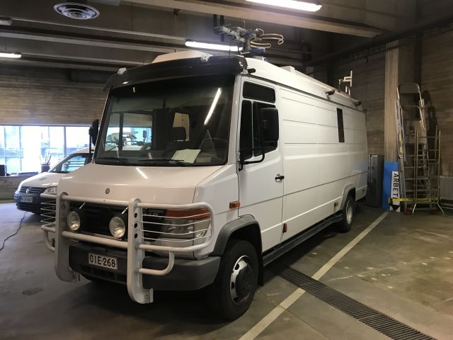 Примеры работ тюнинга мерседес варио Mercedes-Benz 814 (1998) - No reserve! - PS Auction - We value the future - Larg