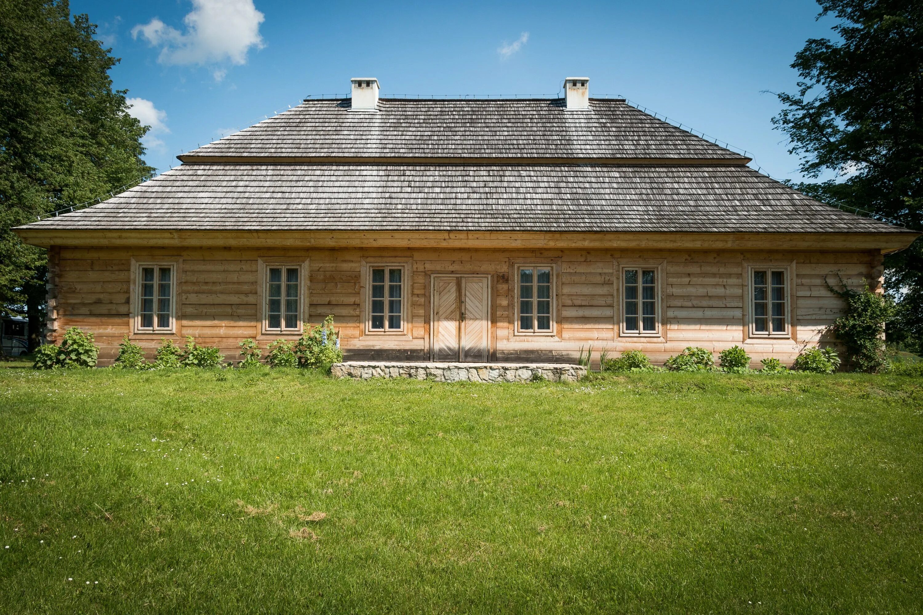 Примеры сельских домов Крыша сельских домов