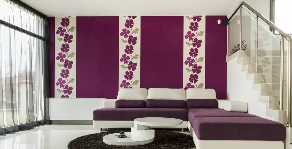 Примеры сочетания обоев в интерьере Pin on Wall Design Family room wall decor, Living room wall designs, Purple inte