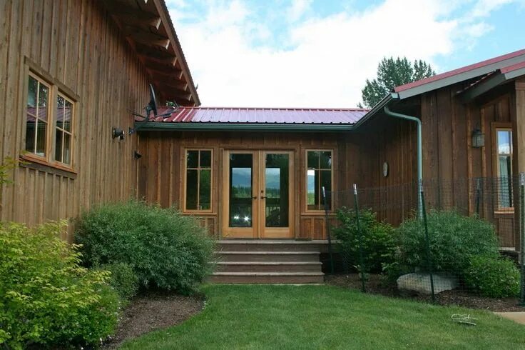 Примеры соединения домов garage house breezeway connection exterior rustic with turf metal window boxes H