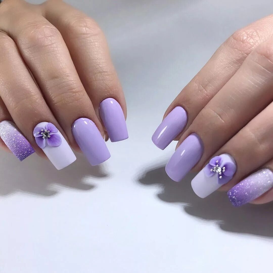 Примеры цветов маникюра Летнийспокойный маникюр для леди Purple nail art, Purple nails, Violet nails