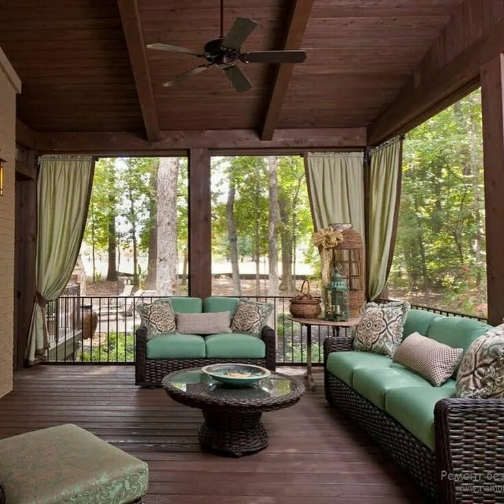 Примеры веранд в частном доме Мария Совина Outdoor living rooms, Porch design, Porch design ideas