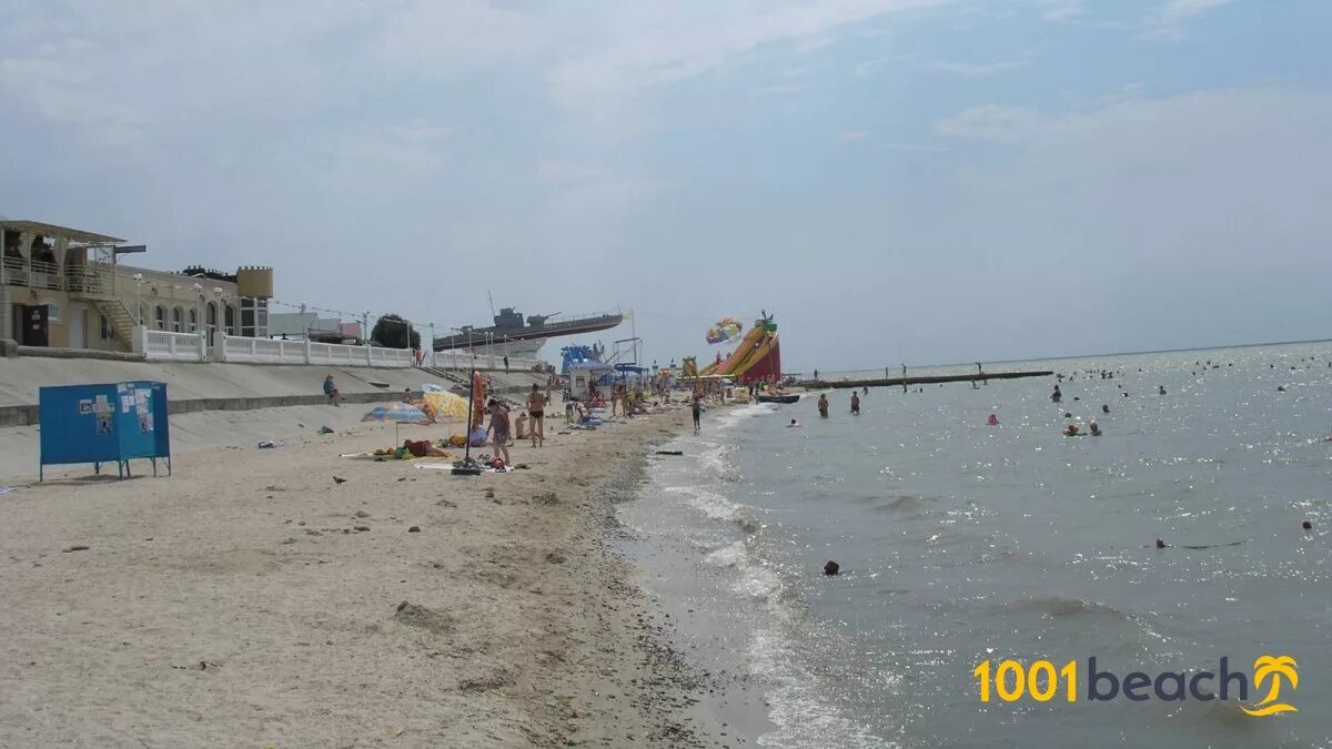 Приморско ахтарск фото пляжа Центральный пляж Приморско-Ахтарска (Primorsko-Akhtarsk Central Beach beach)