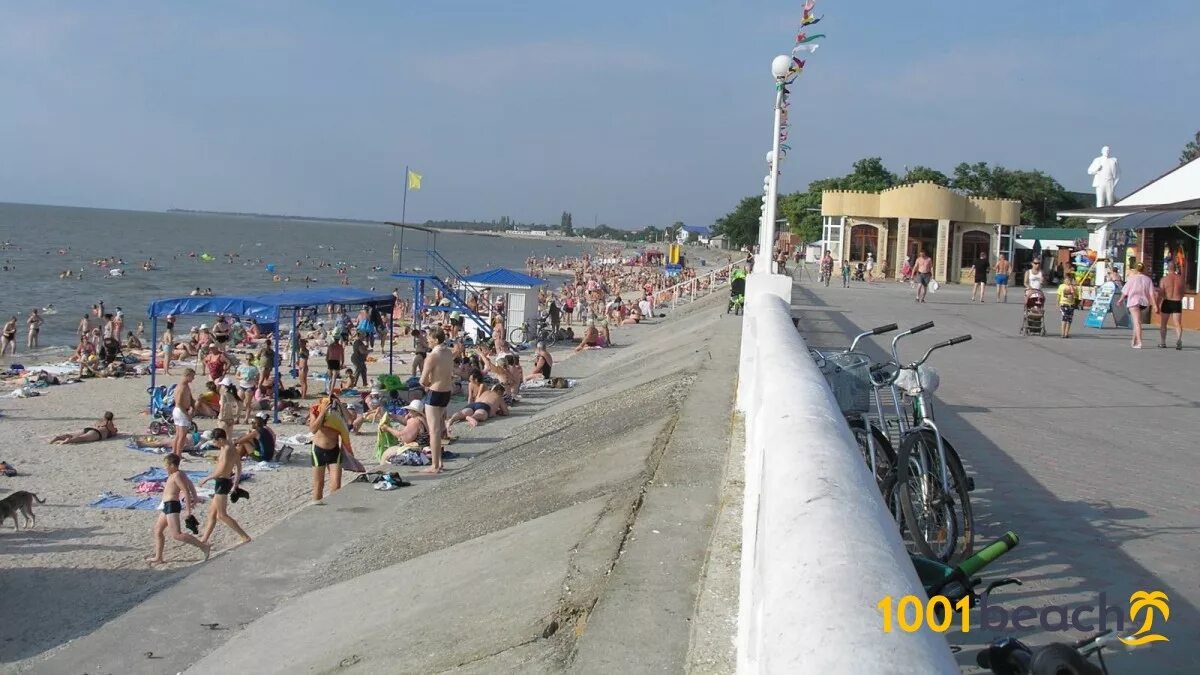 Приморско ахтарск фото пляжа Центральный пляж Приморско-Ахтарска (Primorsko-Akhtarsk Central Beach beach)