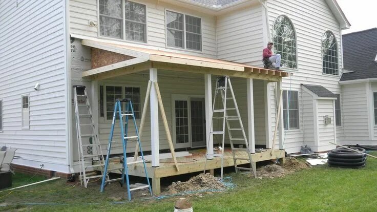 Примыкание веранды к дому варианты Pin by Michael on Decks, Patios, and Sunrooms Porch remodel, Porch roof, Front p