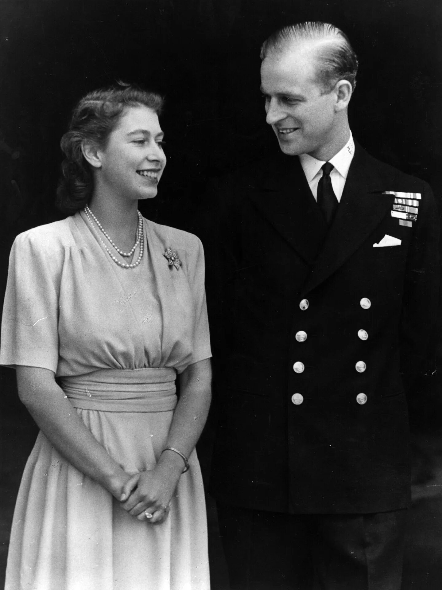 Принц филипп и королева елизавета фото Prince Philip and Queen Elizabeth: lives of love and duty