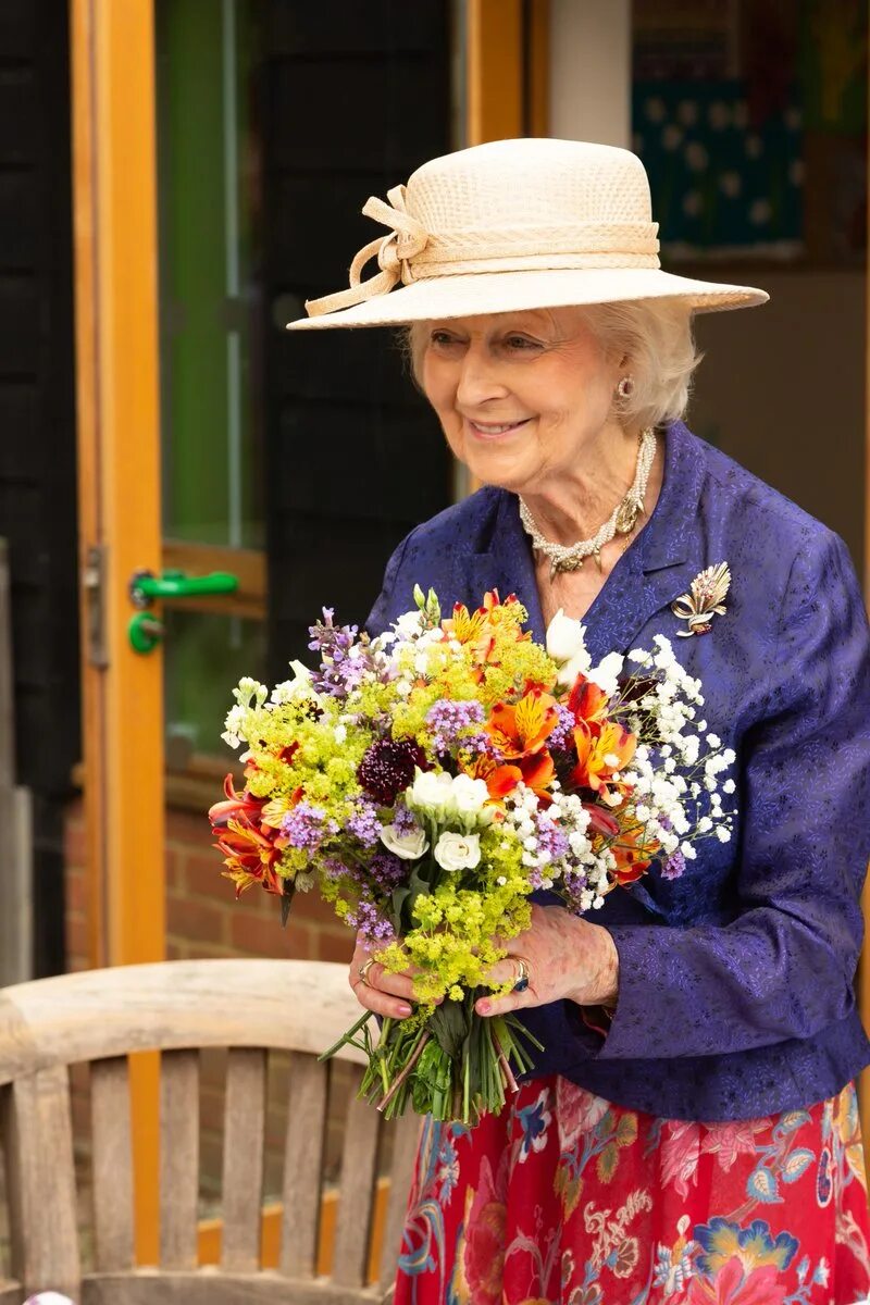 Принцесса александра кентская фото Alexandra de Kent au Thrive Flower show - Noblesse & Royautés Princesse alexandr