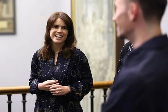 Принцесса евгения фото Princess Eugenie to keep rights to Kensington Palace flat despite Portugal move 