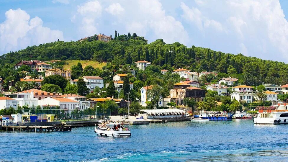 Принцевы острова в стамбуле отзывы туристов фото Adalar: Explore the Ottoman past on Istanbul's car-free islands - BBC Travel