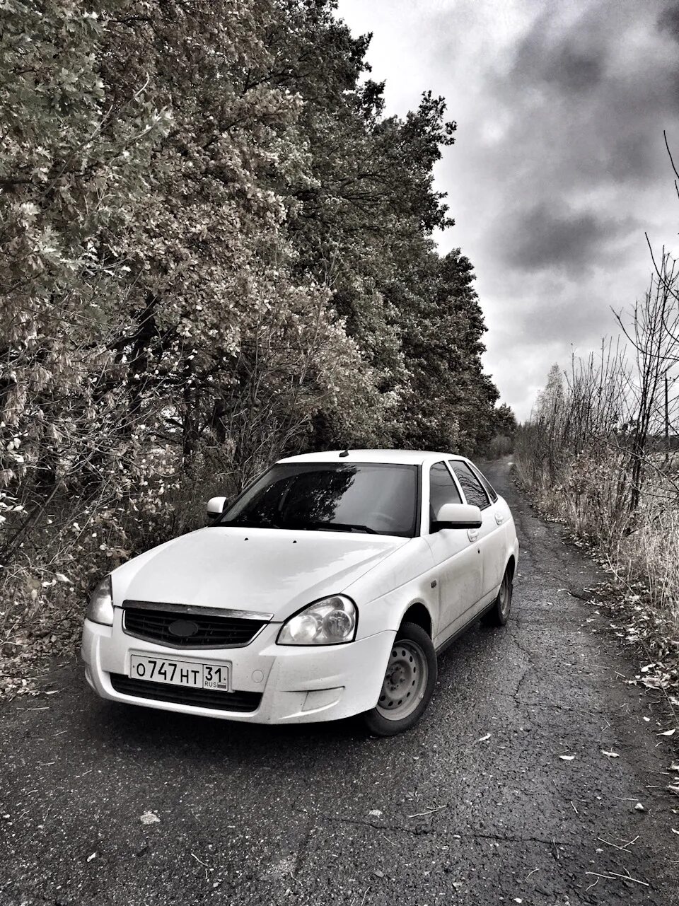 Приора фото на обои телефон Немножко грязнули. - Lada Приора хэтчбек, 1,6 л, 2012 года фотография DRIVE2