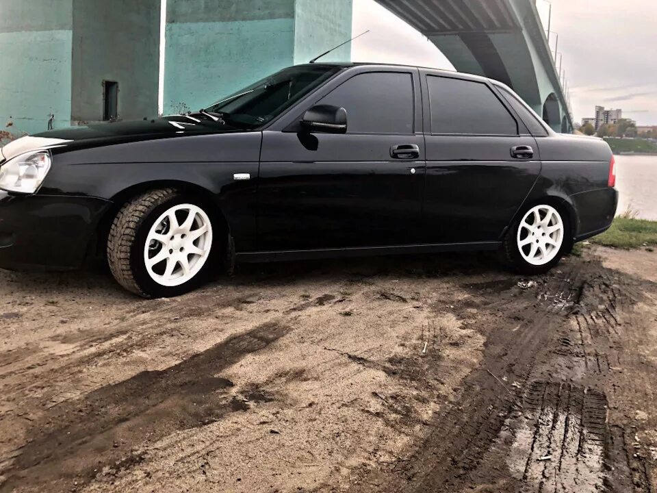 Новые диски Slik R15 - Lada Приора хэтчбек, 1,6 л, 2008 года колёсные диски DRIV