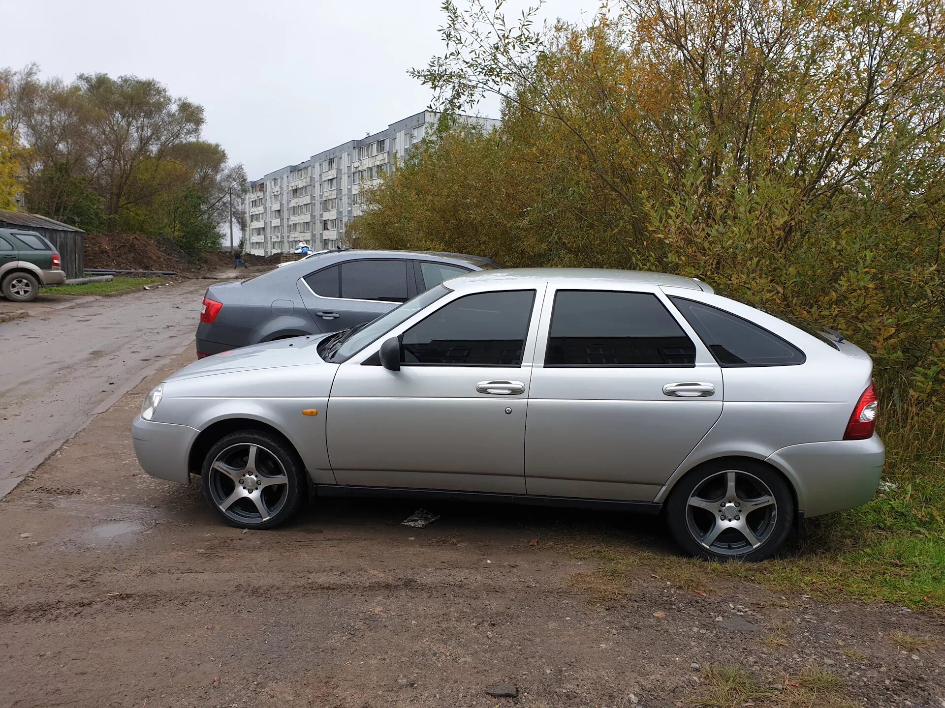 Приора на 15 дисках фото хэтчбек R16 на пробу - Lada Приора хэтчбек, 1,6 л, 2011 года колёсные диски DRIVE2