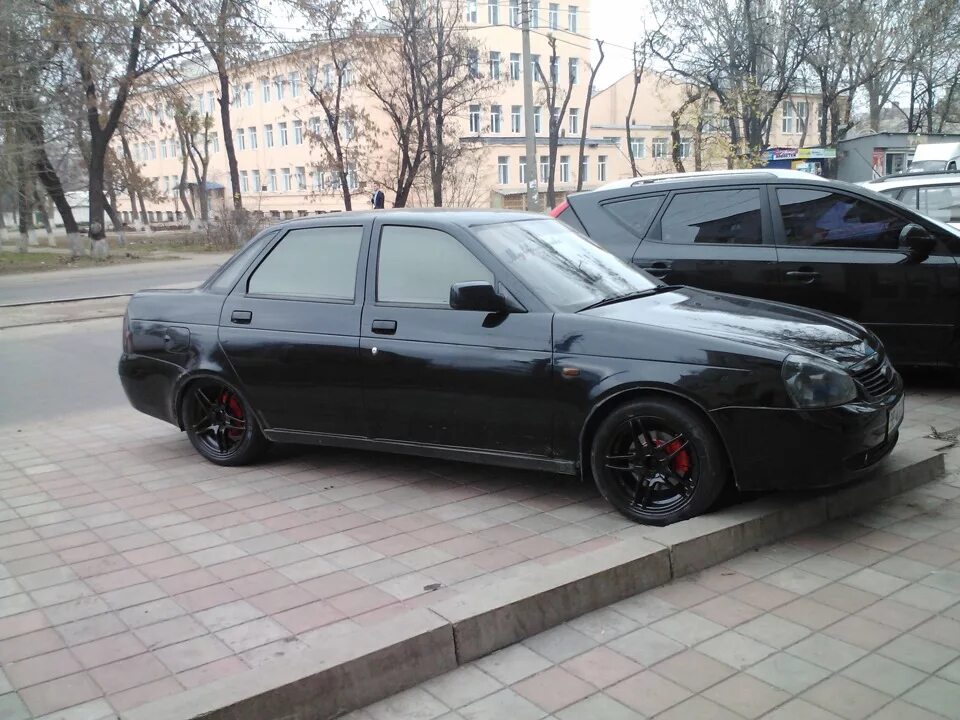 Приора седан на дисках фото стайлинг дисков - Lada Приора седан, 1,6 л, 2007 года колёсные диски DRIVE2