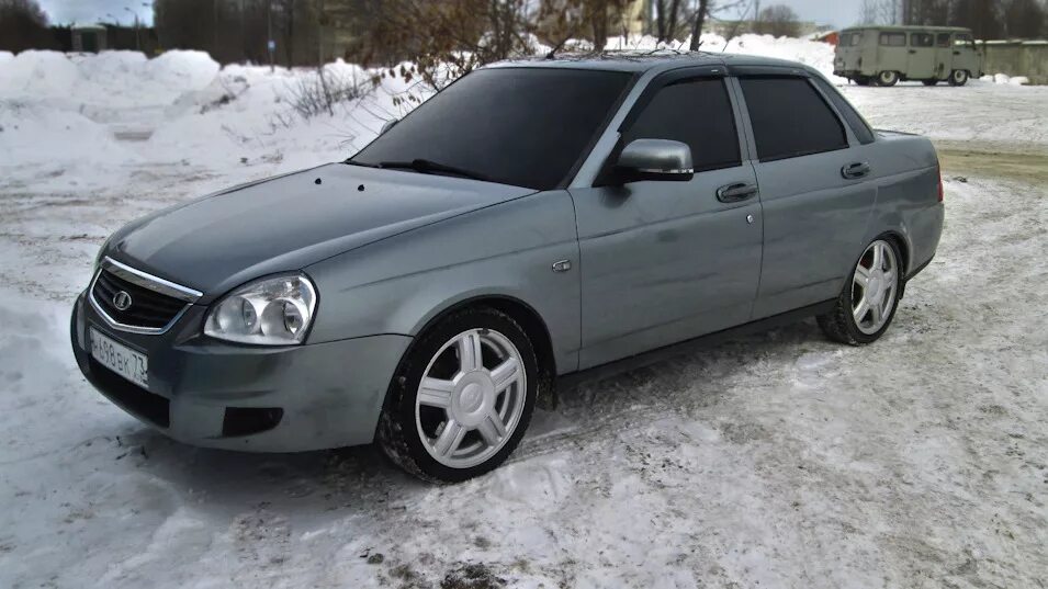 Приора серого цвета фото Lada Приора седан 1.6 бензиновый 2009 SE ROCKET HBK на DRIVE2