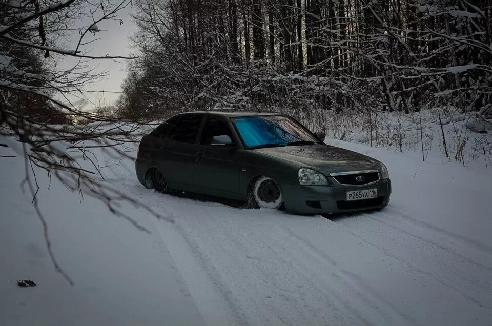 Приора зимой фото Зимние фотки. - Lada Приора хэтчбек, 1,6 л, 2012 года фотография DRIVE2