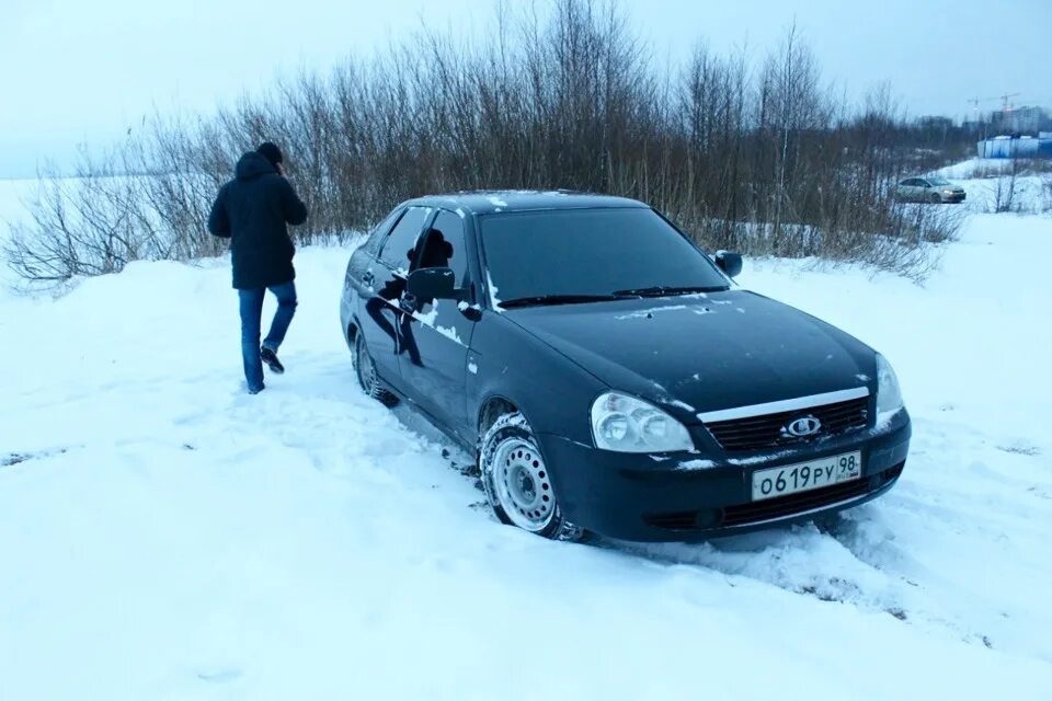 Приора зимой фото Фотосессия - Lada Приора хэтчбек, 1,6 л, 2009 года фотография DRIVE2