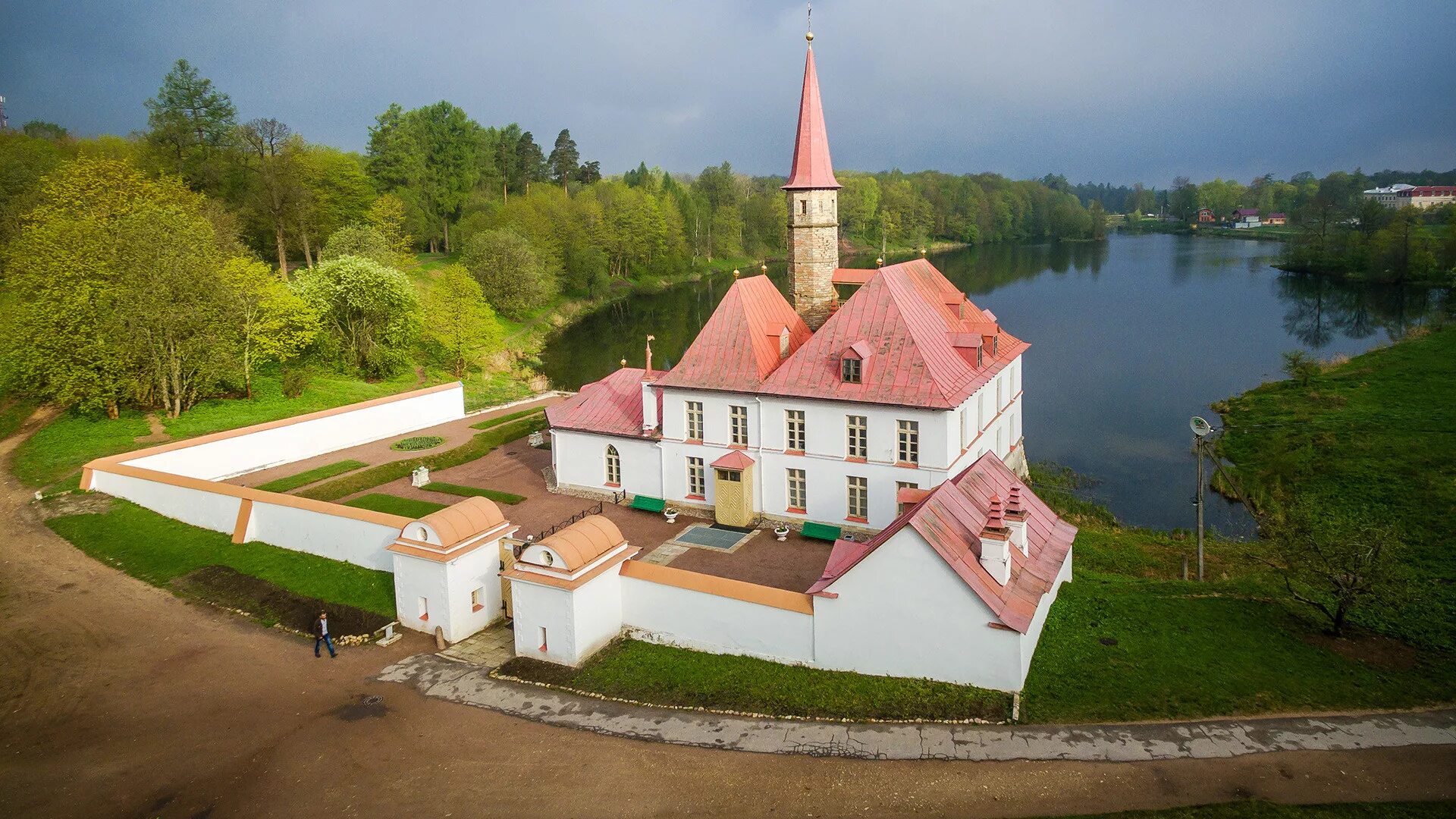 Приоратский дворец в гатчине фото 3 unusual palaces of the most mysterious Russian emperor, Paul I - Russia Beyond