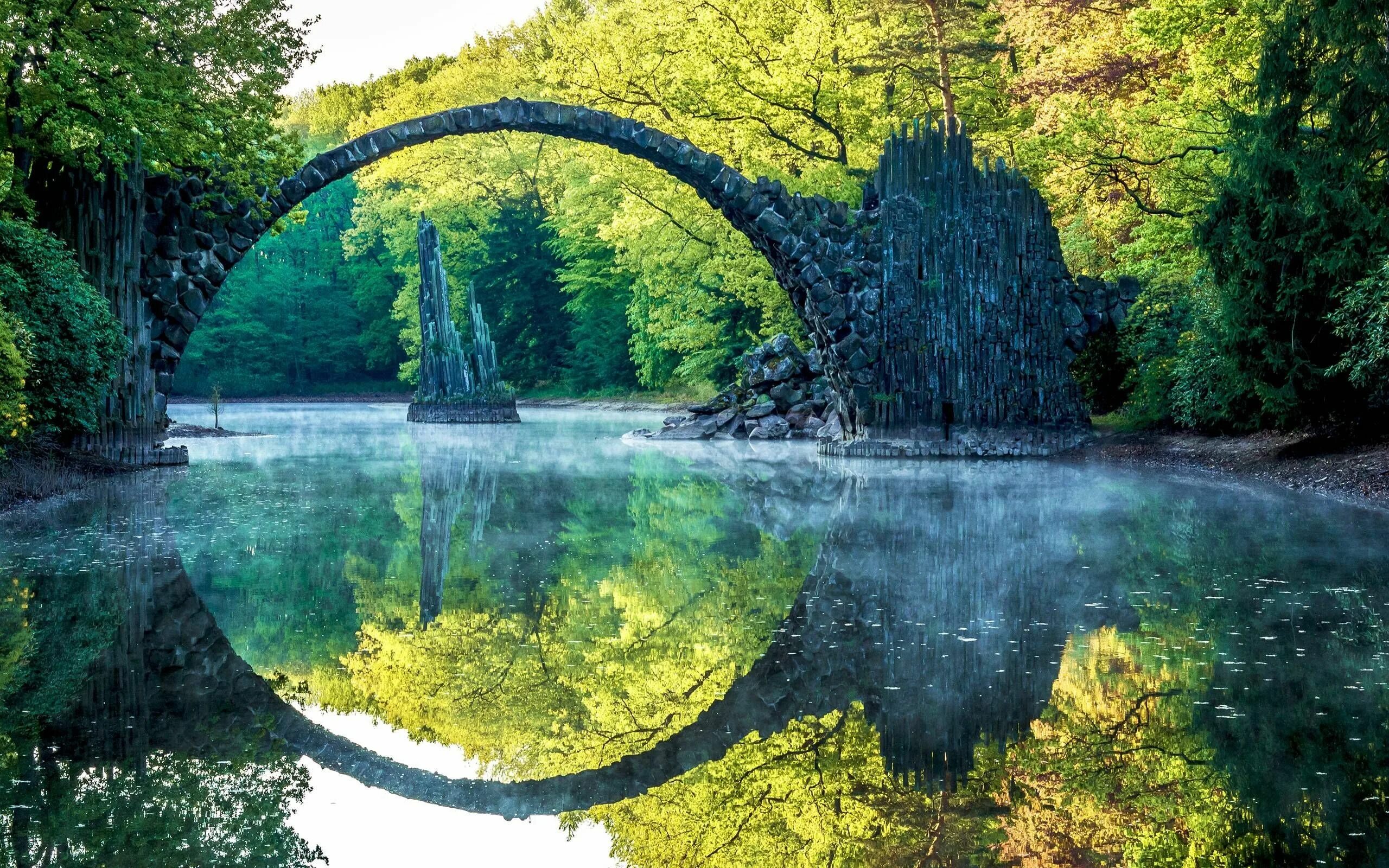 Природа фото самые красивые места Beautiful old bridge in Saxony Nature water, Nature images, Beautiful places